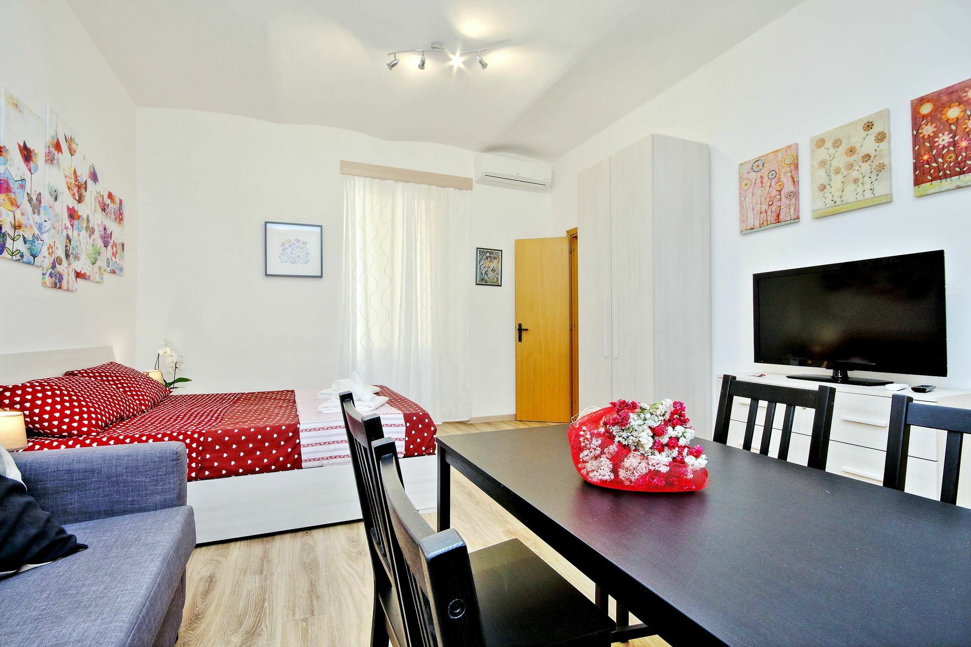 Holiday Rental San Lorenzo District โรม ภายนอก รูปภาพ